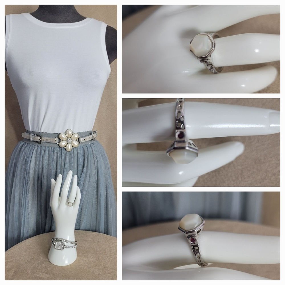 Lucite Ring / 6